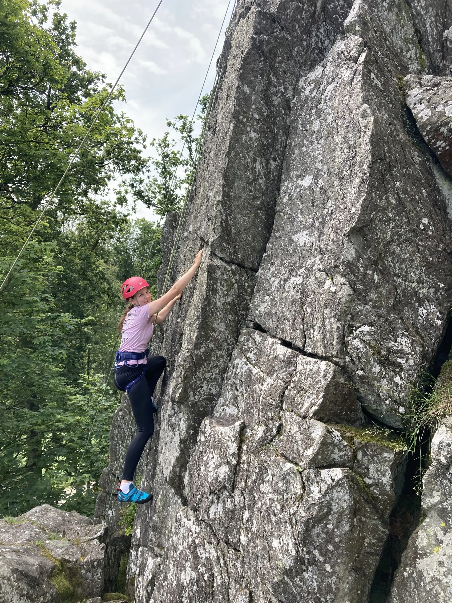 Toprope an der Steinwand | © DAV Offenbach