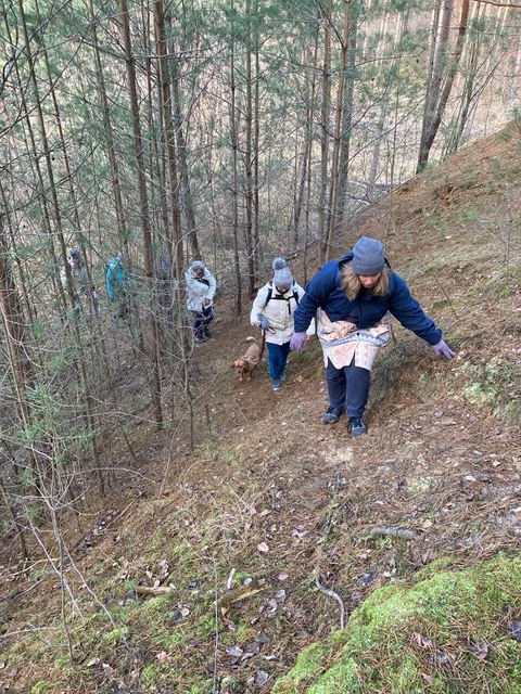 Die Abbruchkante hinauf an der Hainburger Tongrube | © DAV Offenbach, Dr. Thomas Woznik