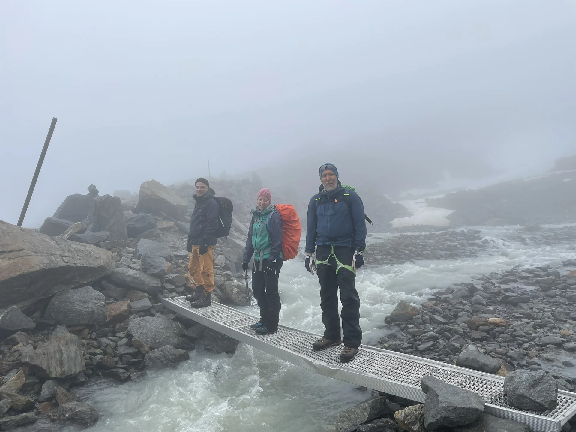 Zugang zum Taschachferner im Nebel | © DAV Offenbach