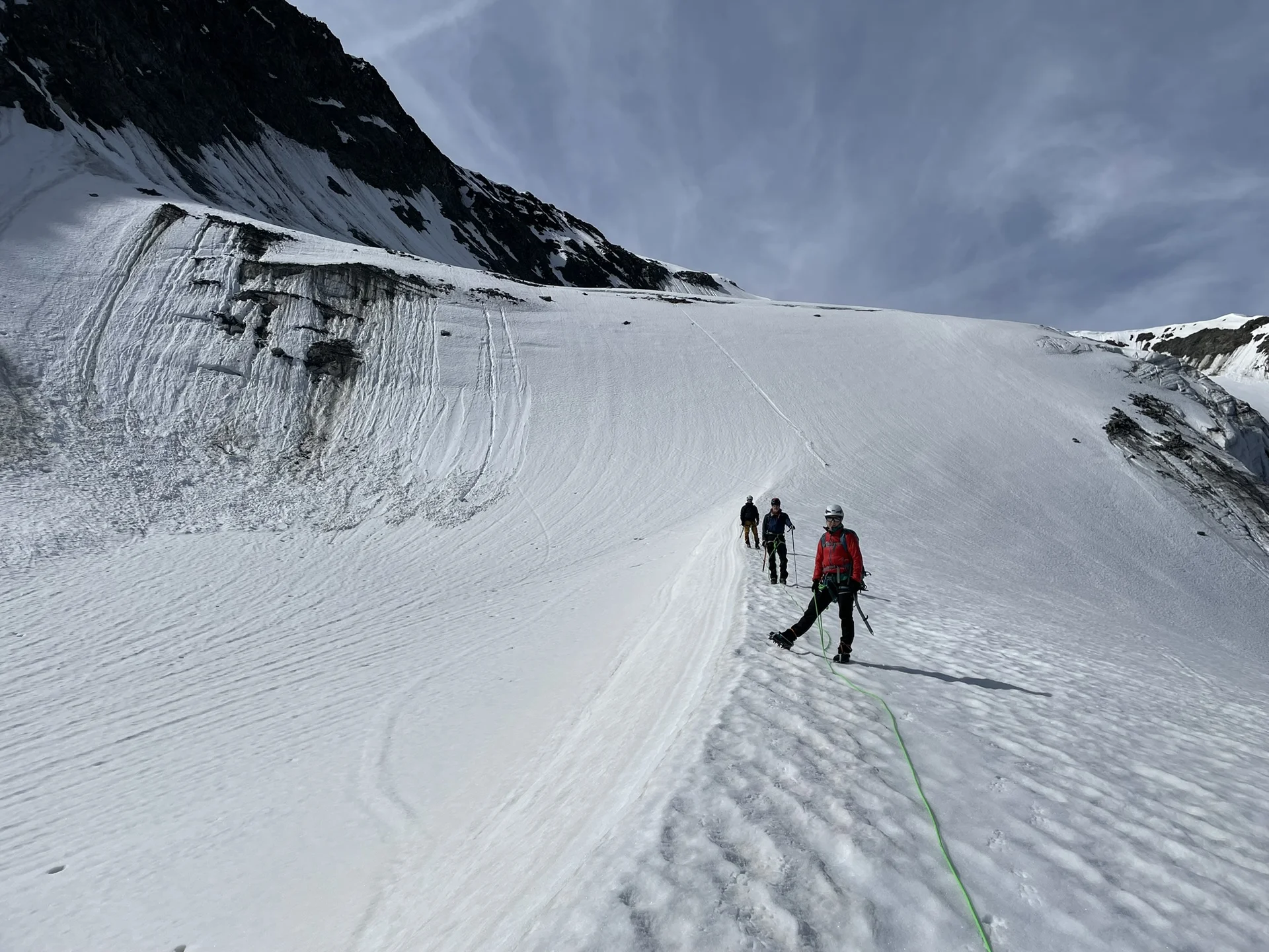 Flacher Abschnitt der Gletscherrampe zur Petersenspitze | © DAV Offenbach