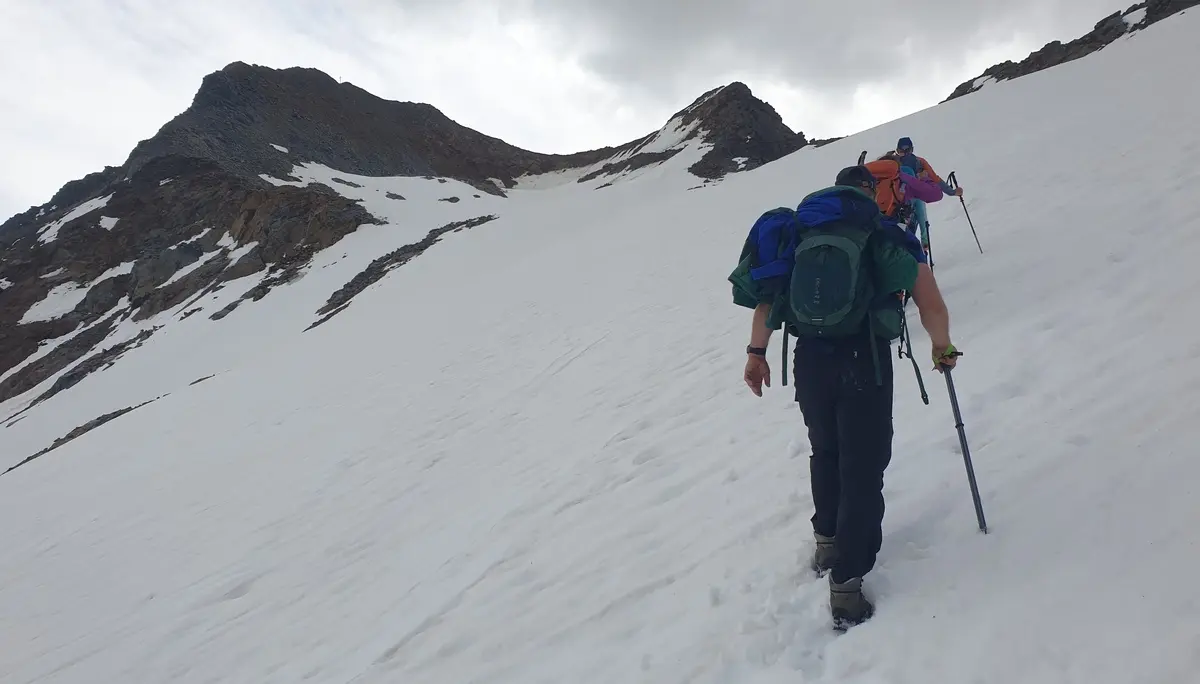 Trittschnee auf dem Gletscher | © DAV Offenbach, Martin Jost