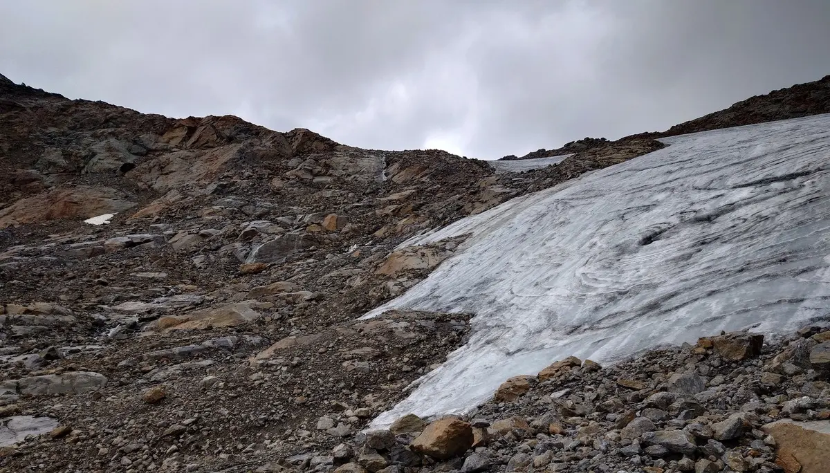 Gletscherzunge - links instabiler Durchschlupf | © DAV Offenbach, Sascha Mache