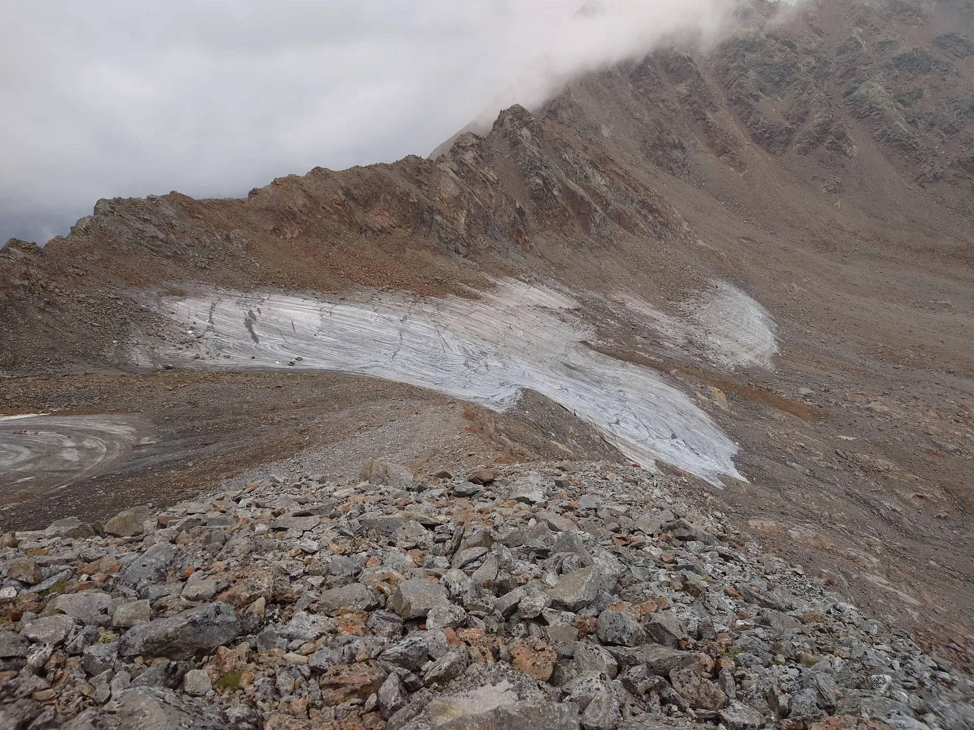 Überblick zurückgehendes Gletscherfeld | © DAV Offenbach, Sascha Mache